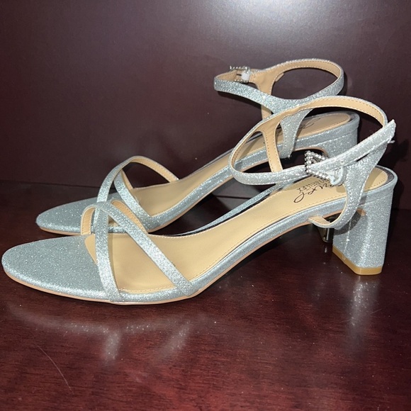 Jewel Badgley Mischka Omari Silver Glitter Party Wedding Formal Block Heel - Picture 4 of 15